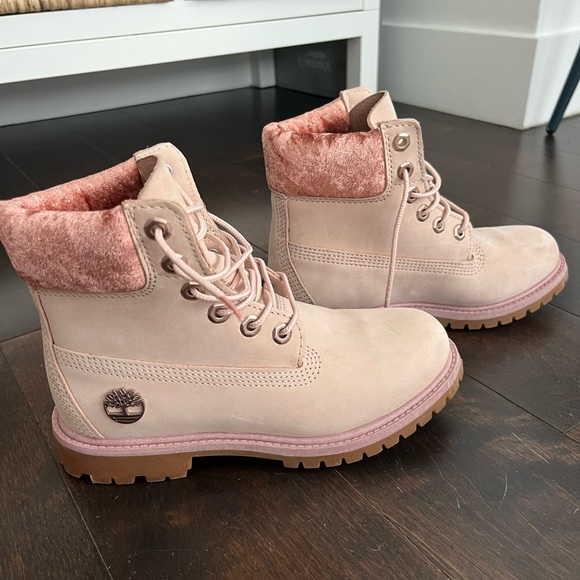 Pink Timberland Boots - Picture 3 of 6